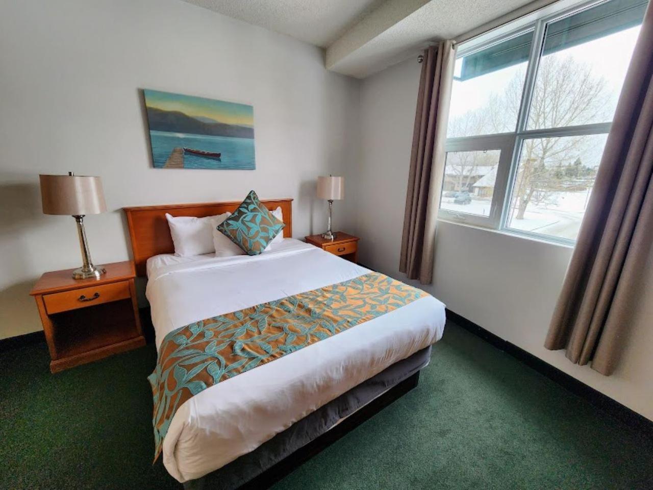 Sunset Mountain Inn Canmore Exteriér fotografie